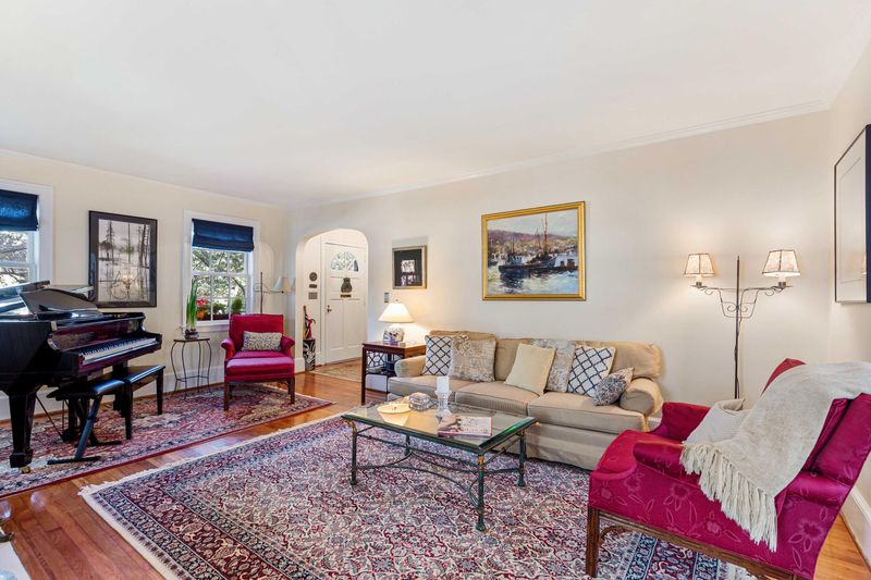 2127 Fort Pemberton Dr, Charleston, SC 29412