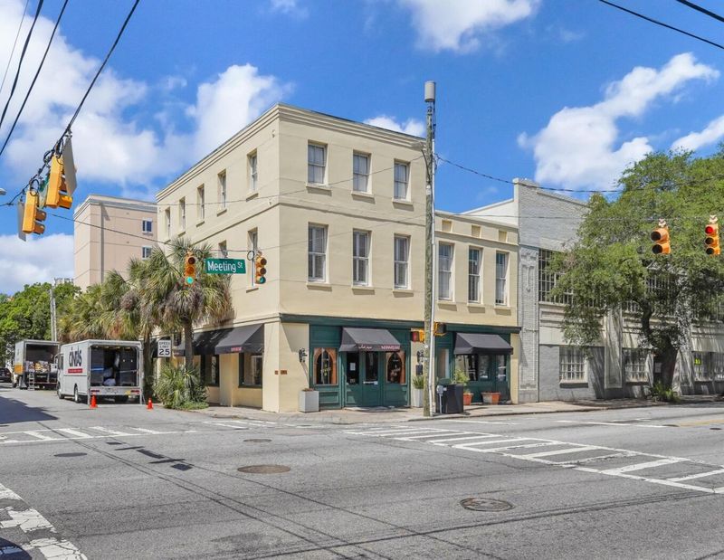 54 Wentworth St #5, Charleston, SC 29401