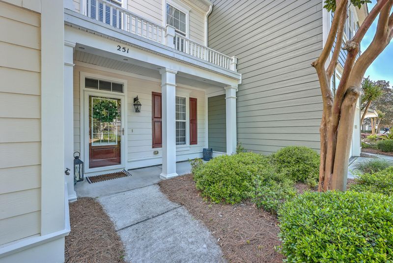 251 Fair Sailing Rd, Mount Pleasant, SC 29466