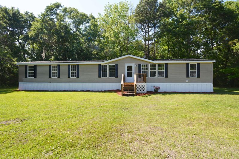 1143 Hamlin Rd, Mount Pleasant, SC 29466