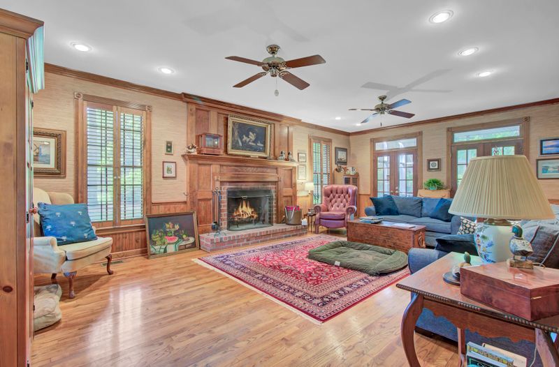 1110 Summersill Ln, Mount Pleasant, SC 29464