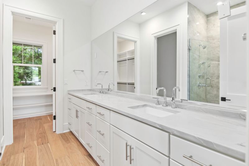 637 Flint St, Charleston, SC 29412