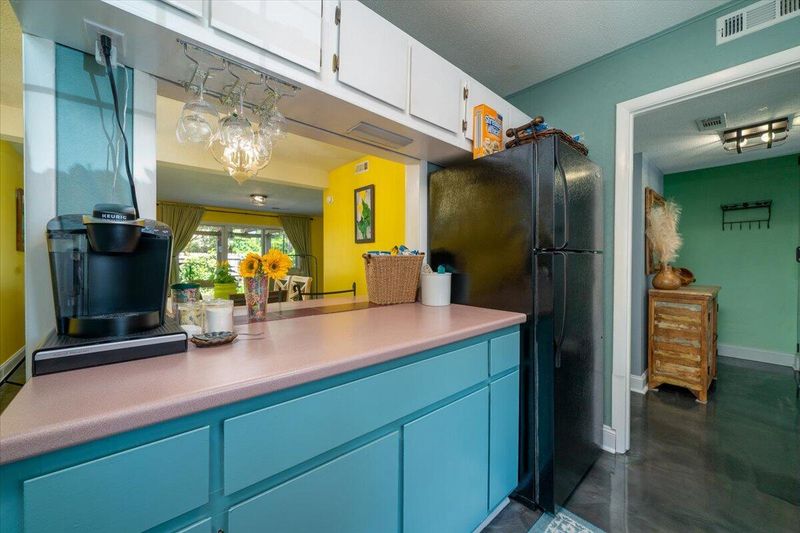 413 Carriage Ln #R-6, Mount Pleasant, SC 29464
