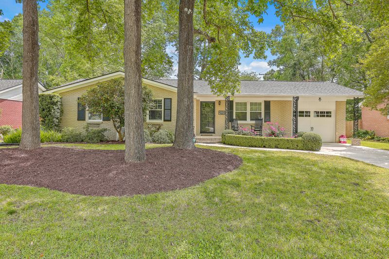 1447 Salisbury St, Charleston, SC 29407