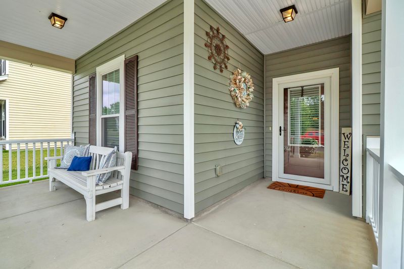 219 Sugarhouse Ct, Moncks Corner, SC 29461