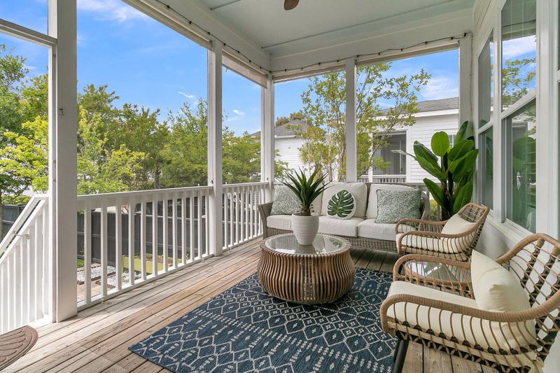 2457 Louisville St, Daniel Island, SC 29492