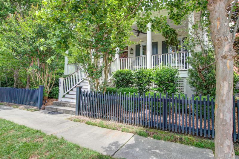 3027 Viscount St, Daniel Island, SC 29492