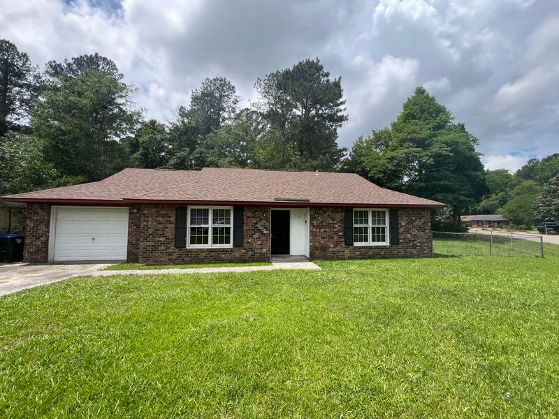 110 Bluebell Ave, Summerville, SC 29483