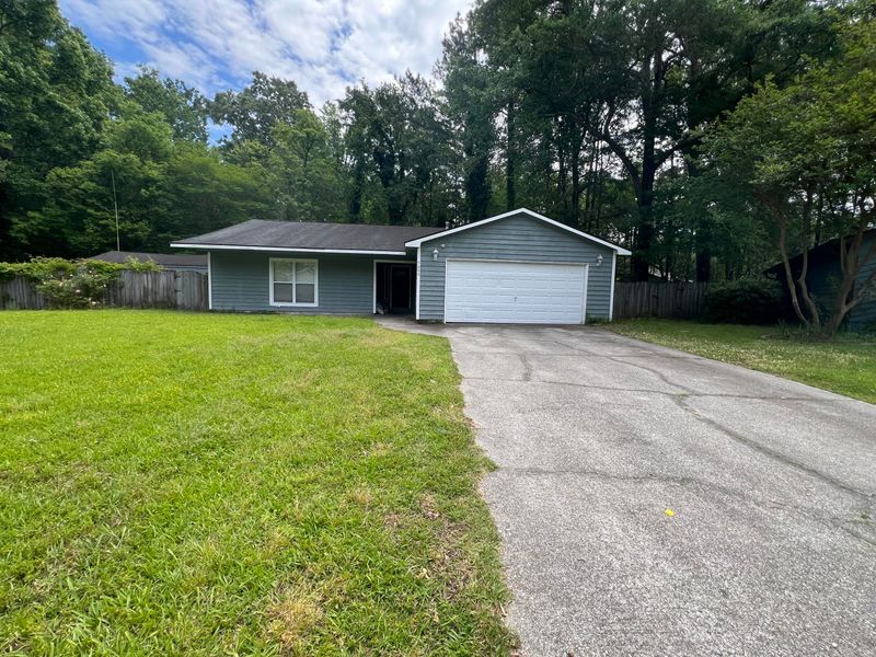 4606 River Run Ct, North Charleston, SC 29420