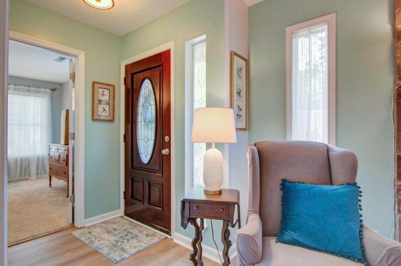 110 Downing Ct, Goose Creek, SC 29445