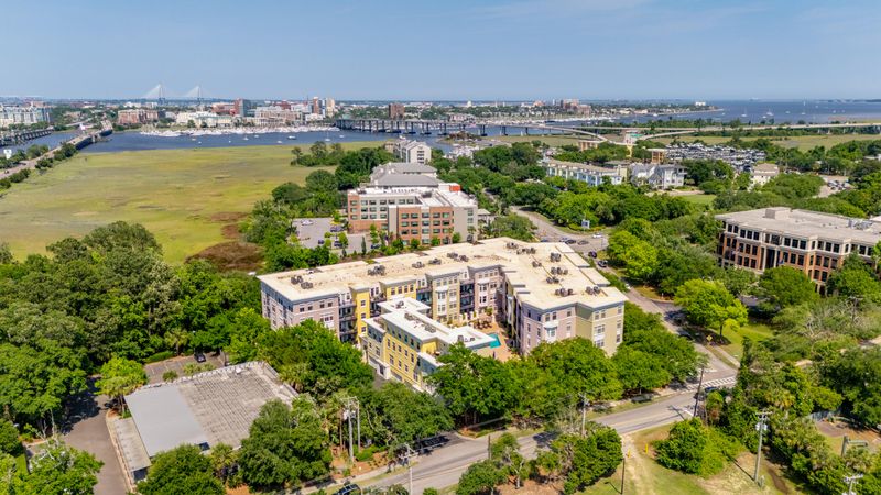 498 Albemarle Rd #206, Charleston, SC 29407