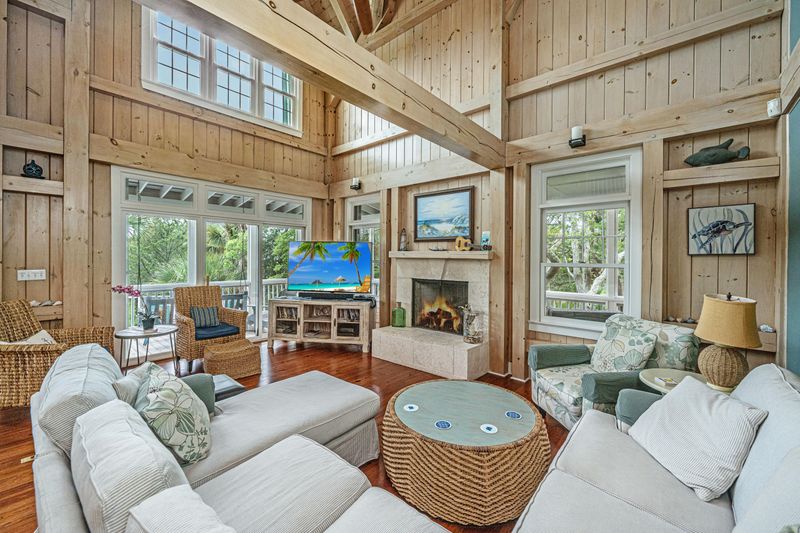 61 Planters Retreat, Edisto Island, SC 29438