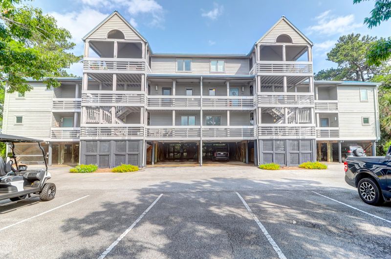 2419 Racquet Club Dr, Seabrook Island, SC 29455