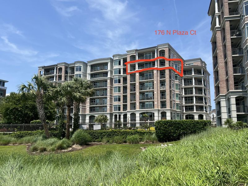 176 N Plaza Ct #606, Mount Pleasant, SC 29464