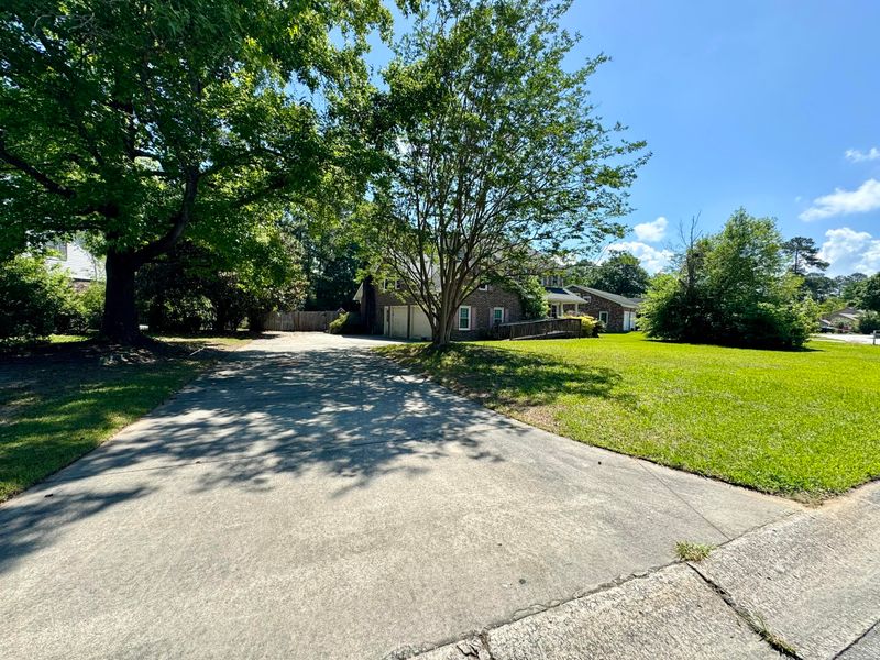 38 S Basilica Ave, Hanahan, SC 29410