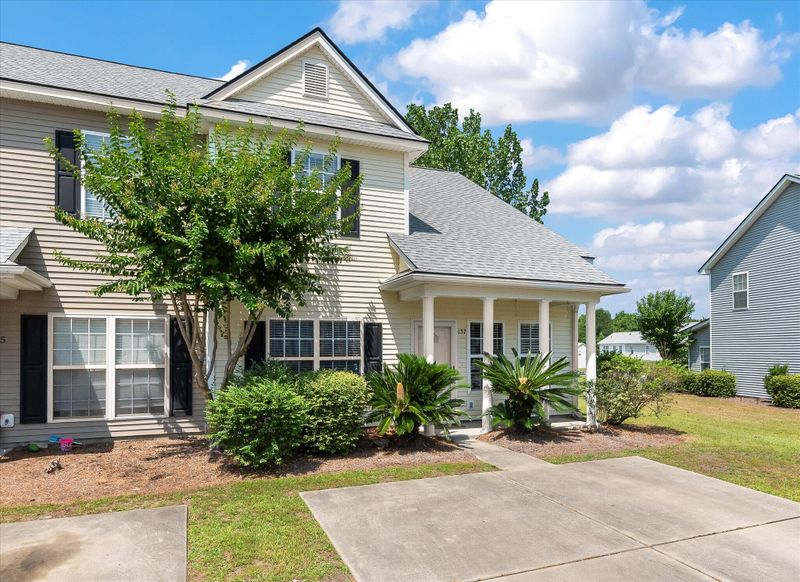 137 Lake Jogassee Dr, Summerville, SC 29485