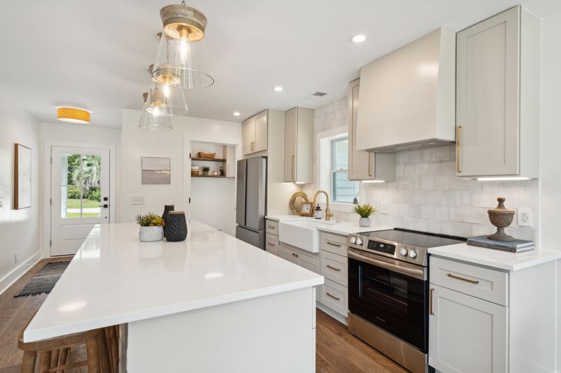 1777 Lady Cooper St, Charleston, SC 29412