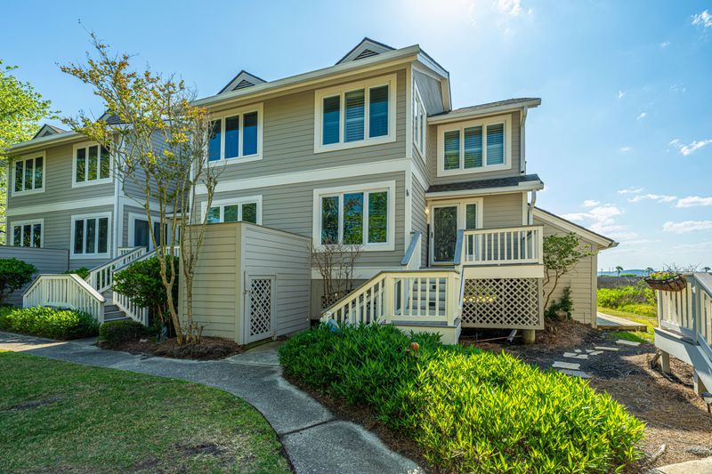 2432 Stono Watch Dr, Johns Island, SC 29455