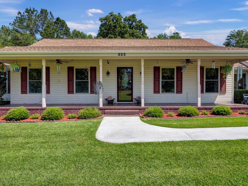 322 Buttonwood Ln, Moncks Corner, SC 29461
