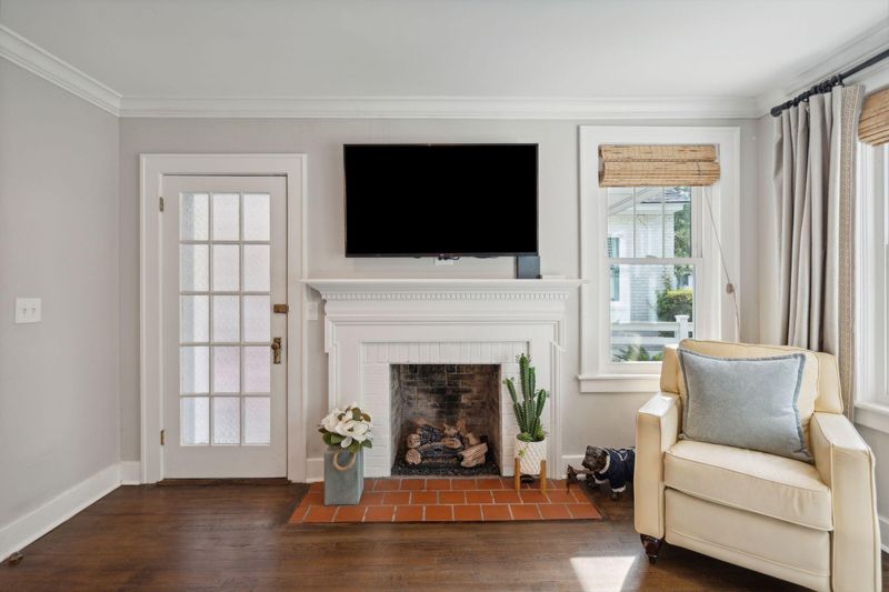 4 Belvue Rd, Charleston, SC 29407