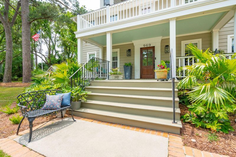 969 Equestrian Dr, Mount Pleasant, SC 29464