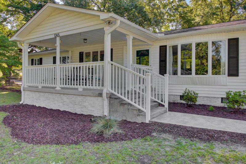 1265 Maxwell St, North Charleston, SC 29405