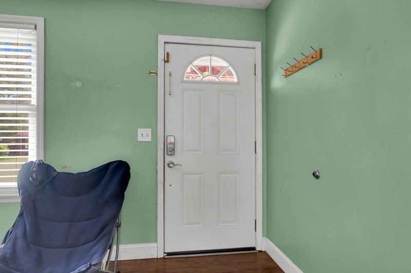 233 Froman Dr, Summerville, SC 29483
