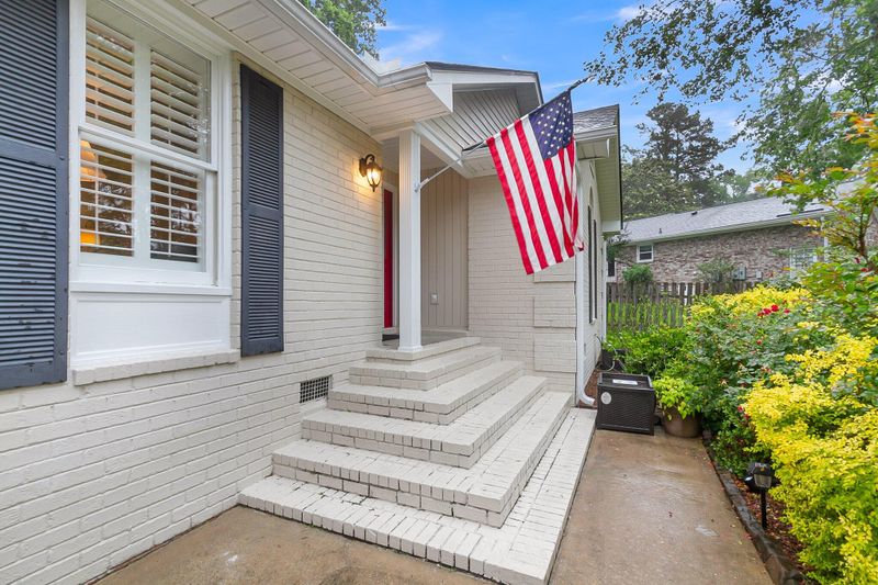 102 Huntsman Ct, Summerville, SC 29485