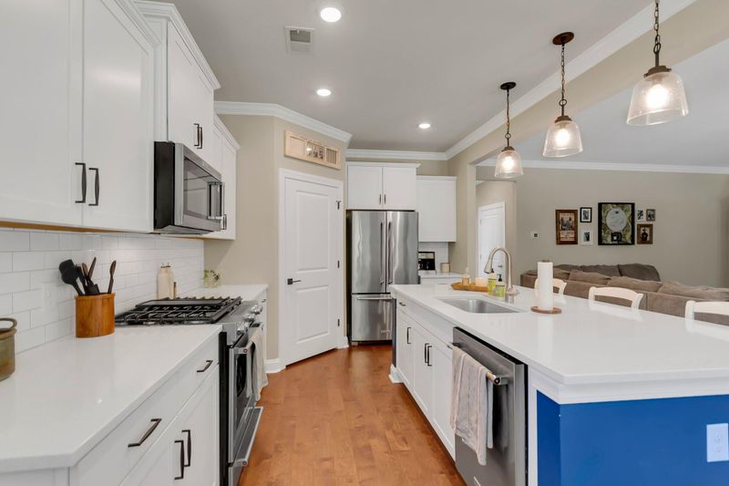 5501 Alpine Dr, Summerville, SC 29483