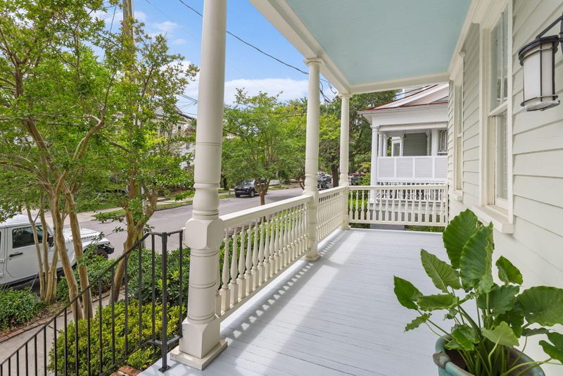 4 Halsey St, Charleston, SC 29401