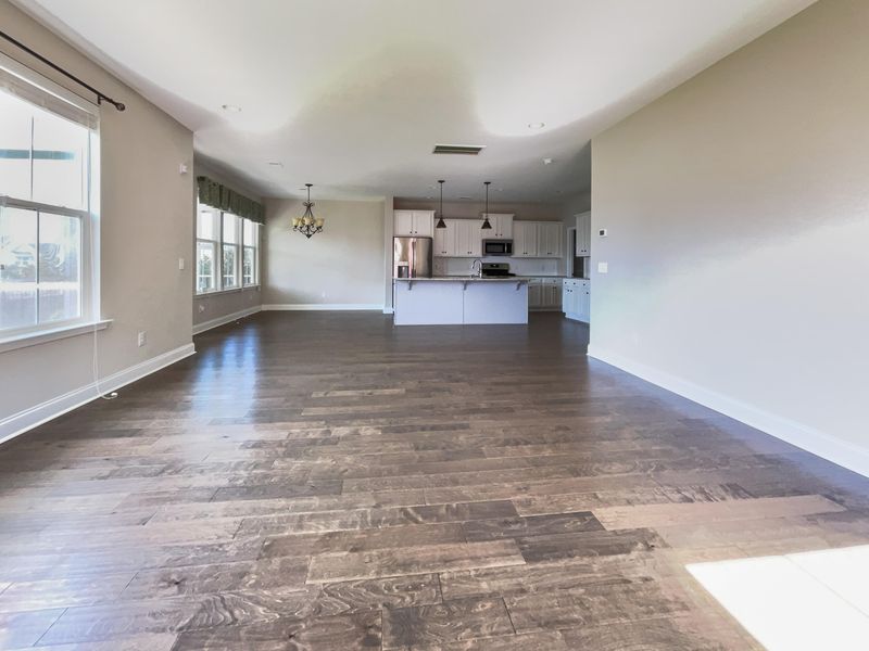 421 Ambergate Ln, Moncks Corner, SC 29461