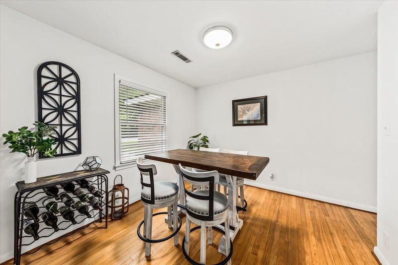 1341 Bluebird Dr, Mount Pleasant, SC 29464