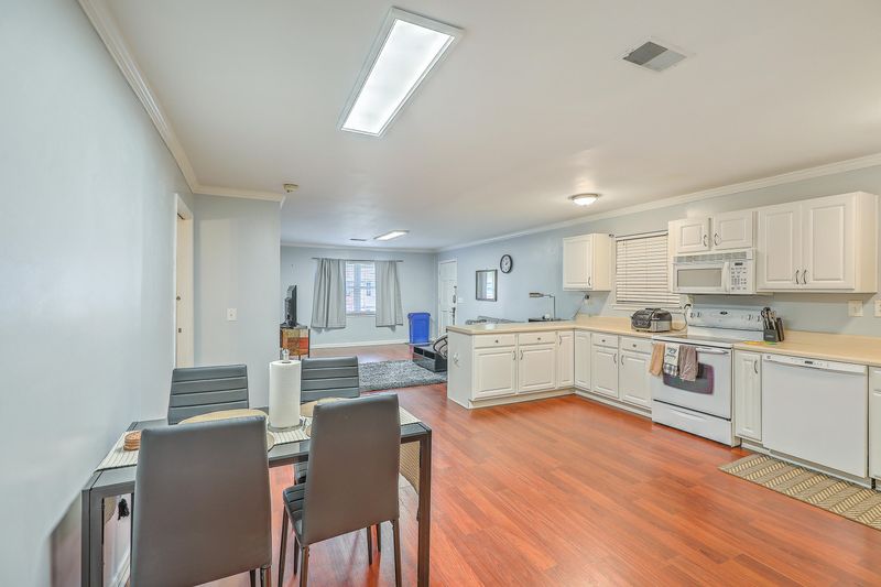 415 Parkdale Dr #2d, Charleston, SC 29414
