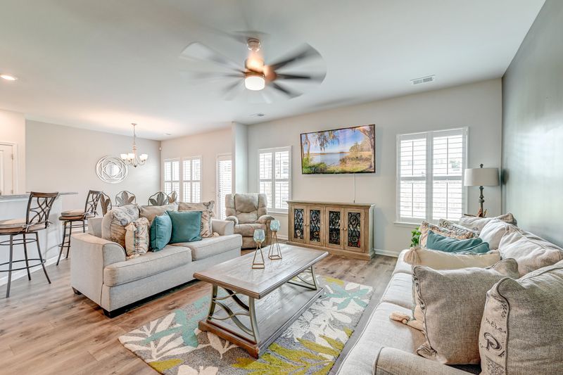 9952 Winged Elm St, Ladson, SC 29456