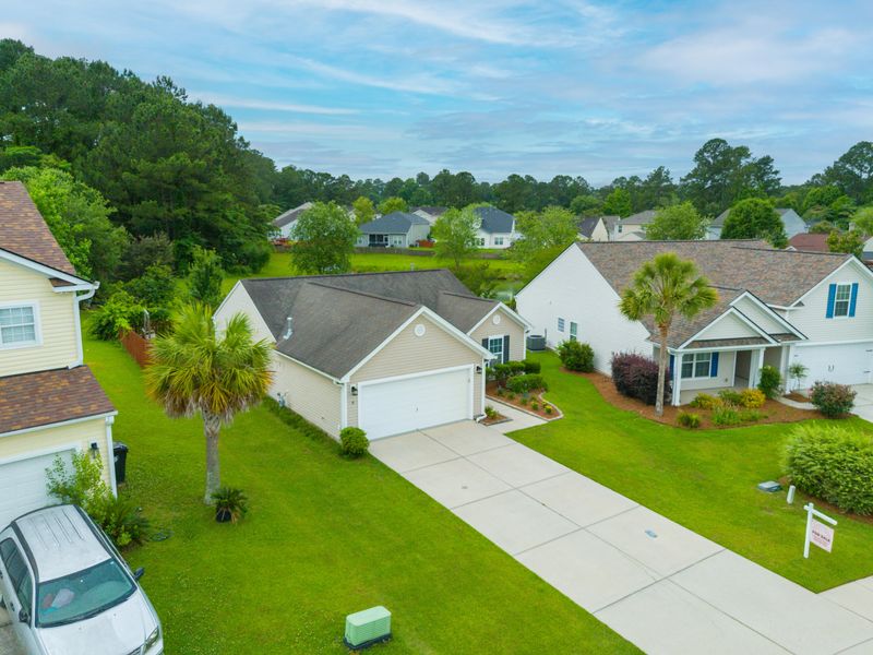 493 Dolphin Dr, Summerville, SC 29485