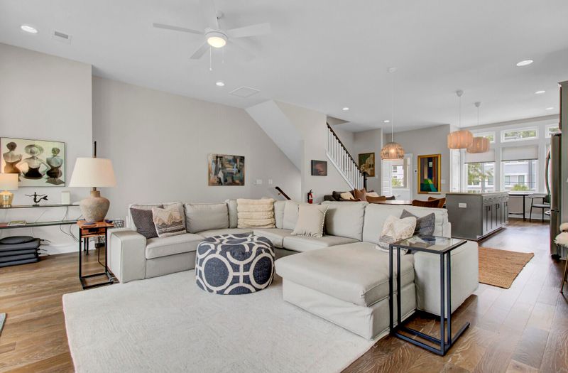 4064 S Rhett Ave, North Charleston, SC 29405