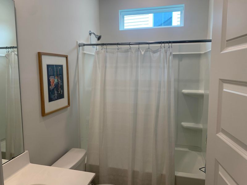 106 Red Bluff St, Summerville, SC 29483