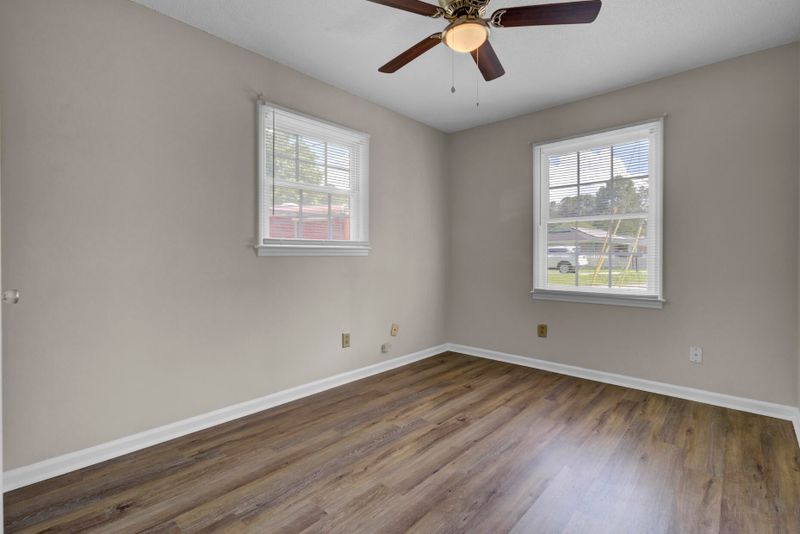 127 Robin St, Summerville, SC 29485