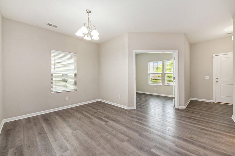 307 Dunlin Dr, Summerville, SC 29486