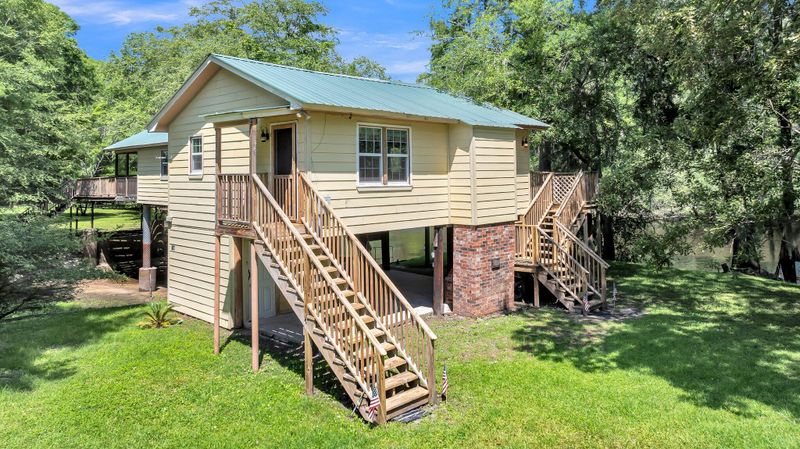 116 Inlet Dr, Ridgeville, SC 29472
