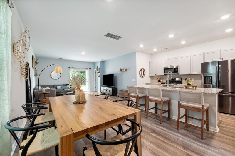 575 Spanish Wells Rd, Summerville, SC 29486