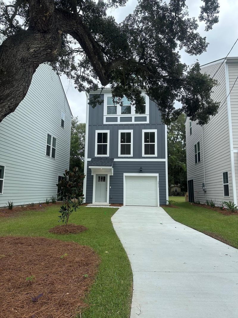 1911 Orangeburg St, North Charleston, SC 29405