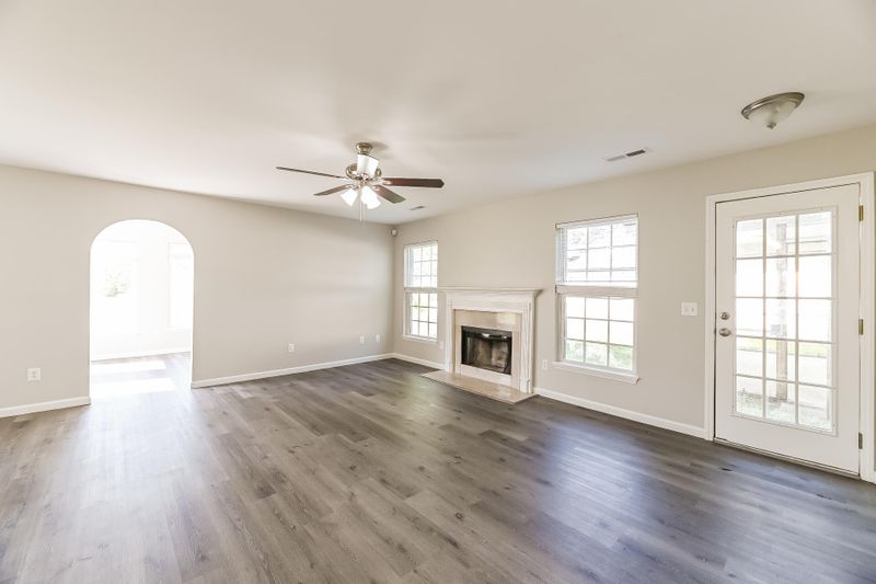 155 Jupiter Ln, Summerville, SC 29483