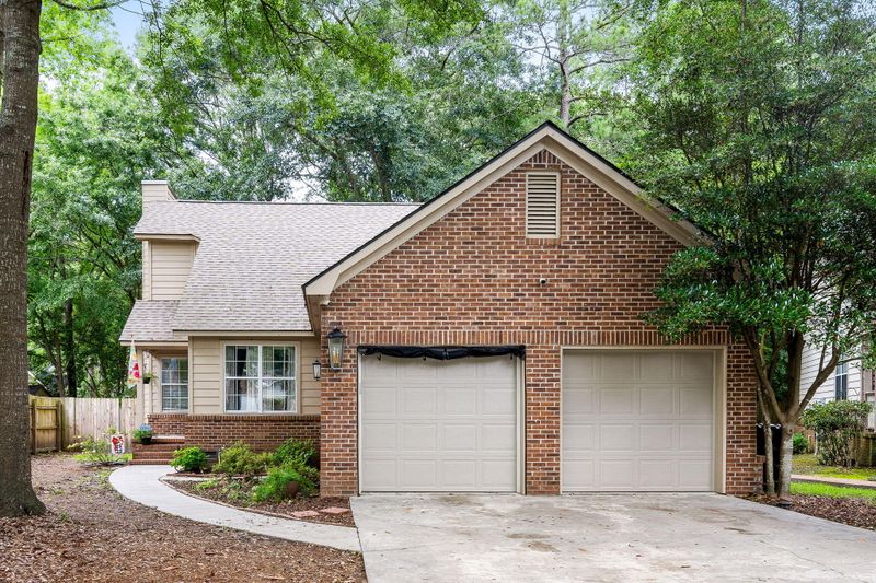 7883 Sabalridge Dr, North Charleston, SC 29418