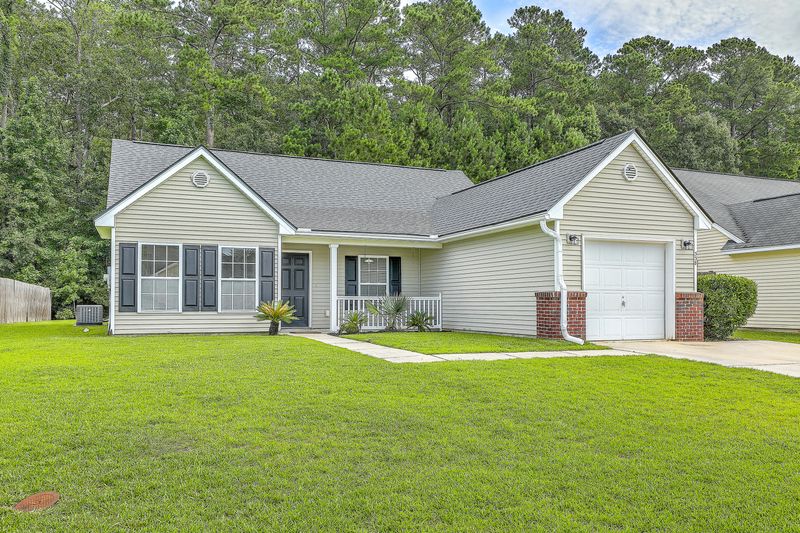 338 Slow Mill Dr, Goose Creek, SC 29445