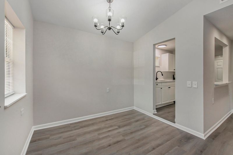313 Simmons Ave, Summerville, SC 29483