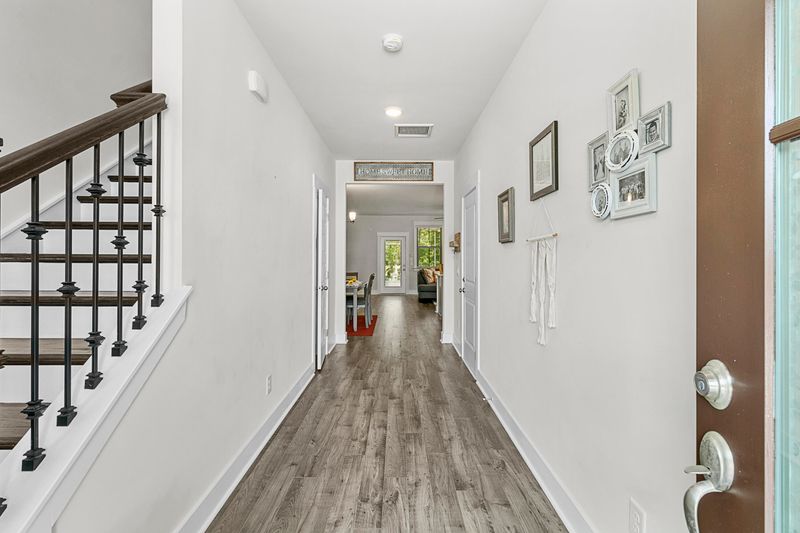7799 Park Gate Dr, North Charleston, SC 29418