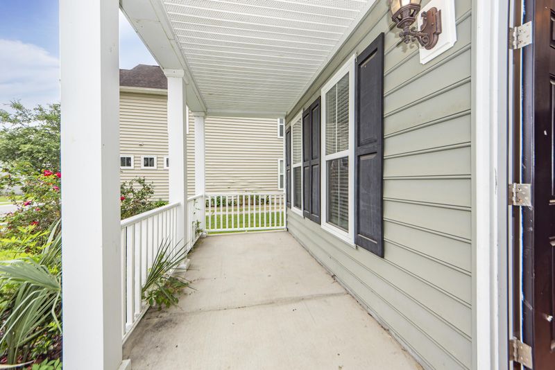 137 Old Jackson Rd, Goose Creek, SC 29445