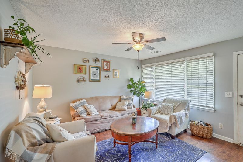 830 Playground Rd, Charleston, SC 29407