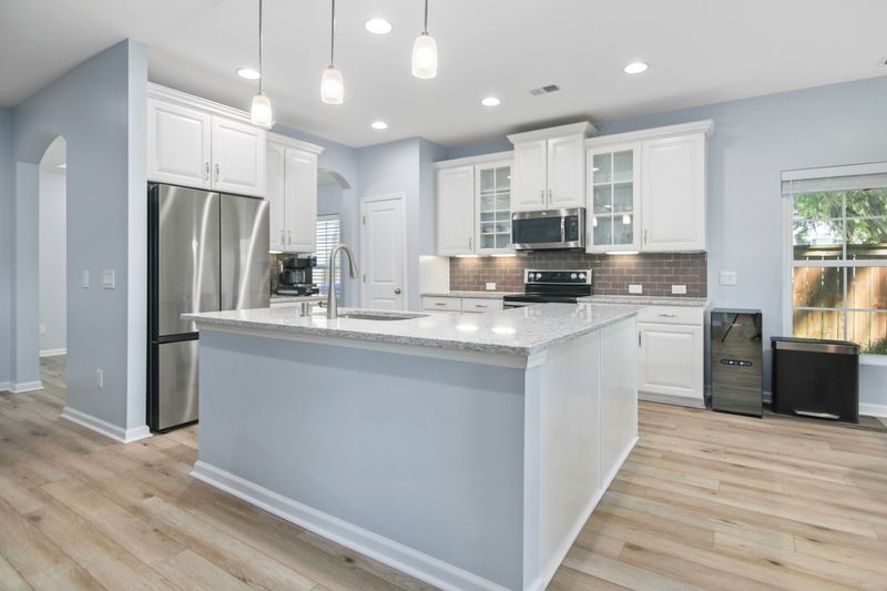 1355 Paint Horse Ct, Mount Pleasant, SC 29429
